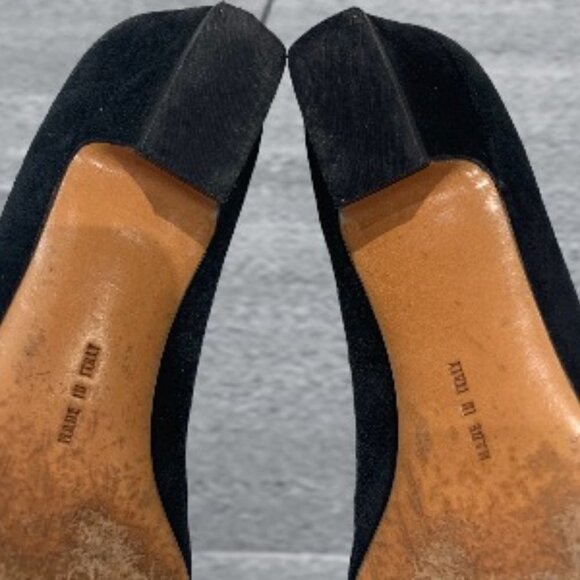 Salvatore Ferragamo Classic Round Toe Suede Low Heeled Pumps Size 8.5 Black - Picture 10 of 12